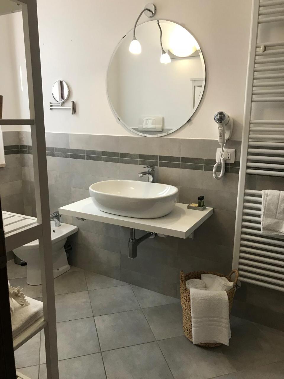Suite House Мантова Екстериор снимка