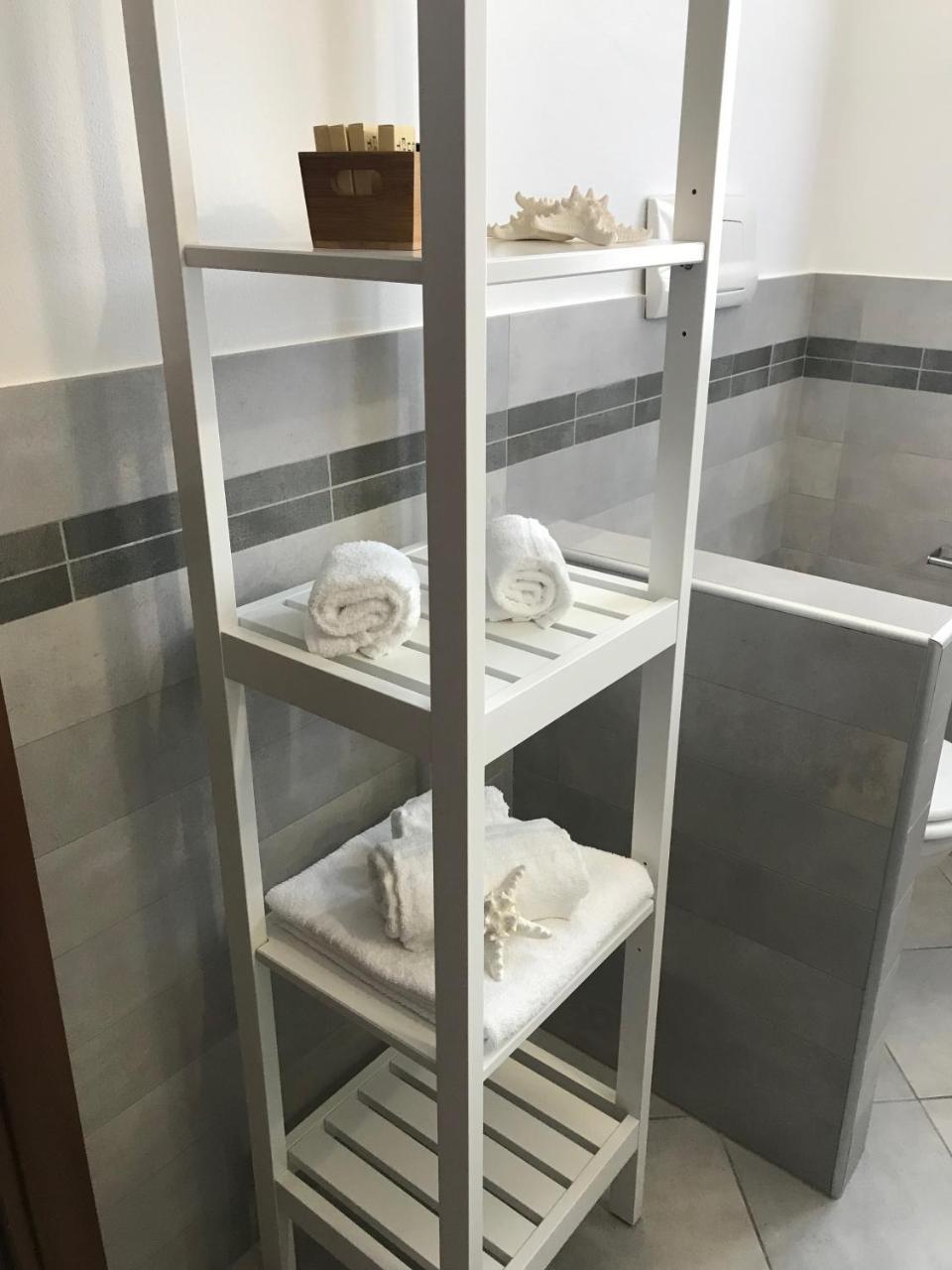 Suite House Мантова Екстериор снимка