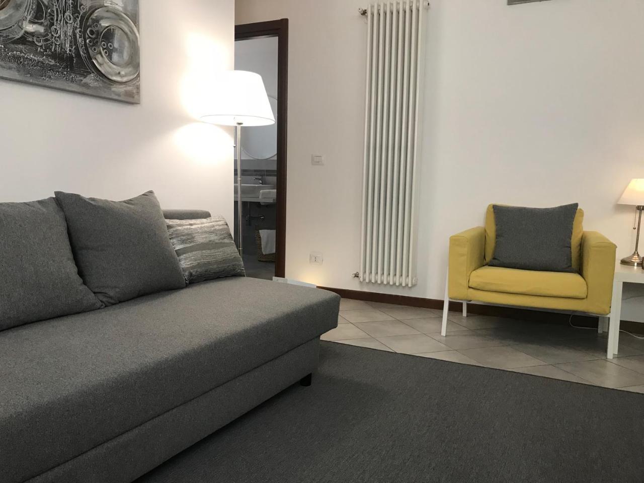 Suite House Мантова Екстериор снимка